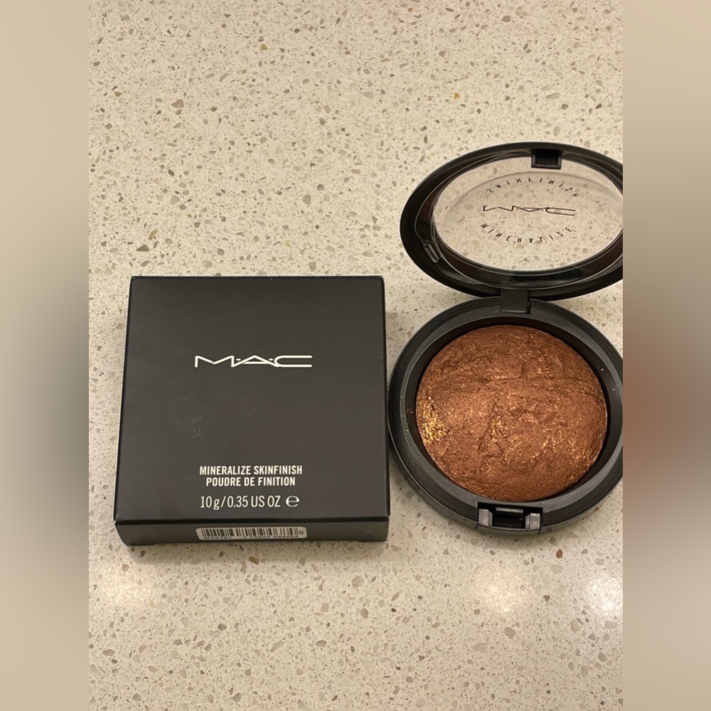 MAC Cosmetics